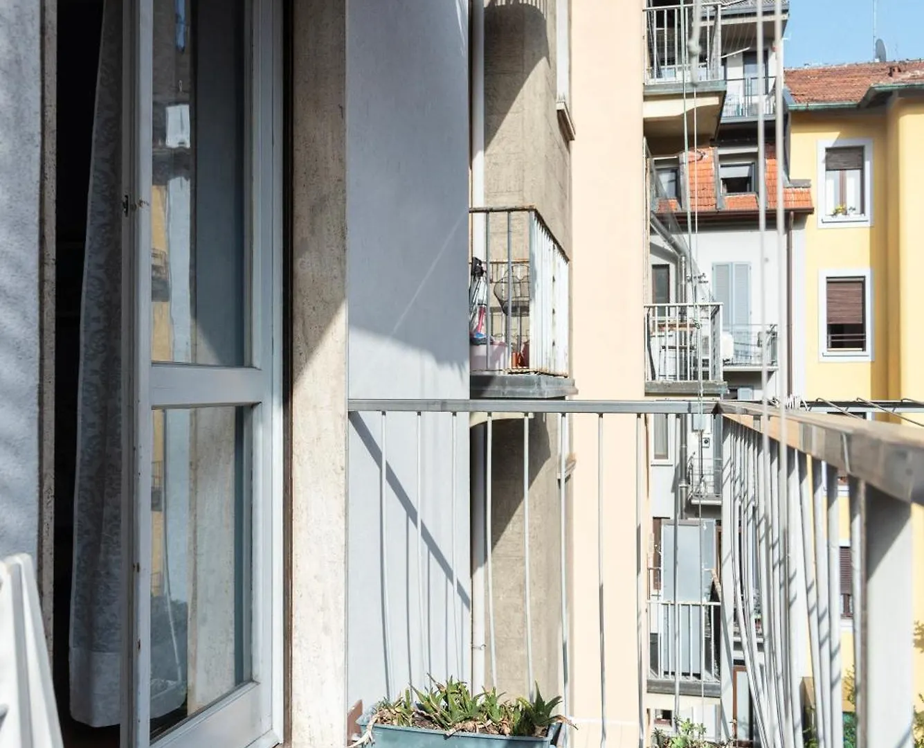 Casa Dali Via Venezian 14 Apartment Milan