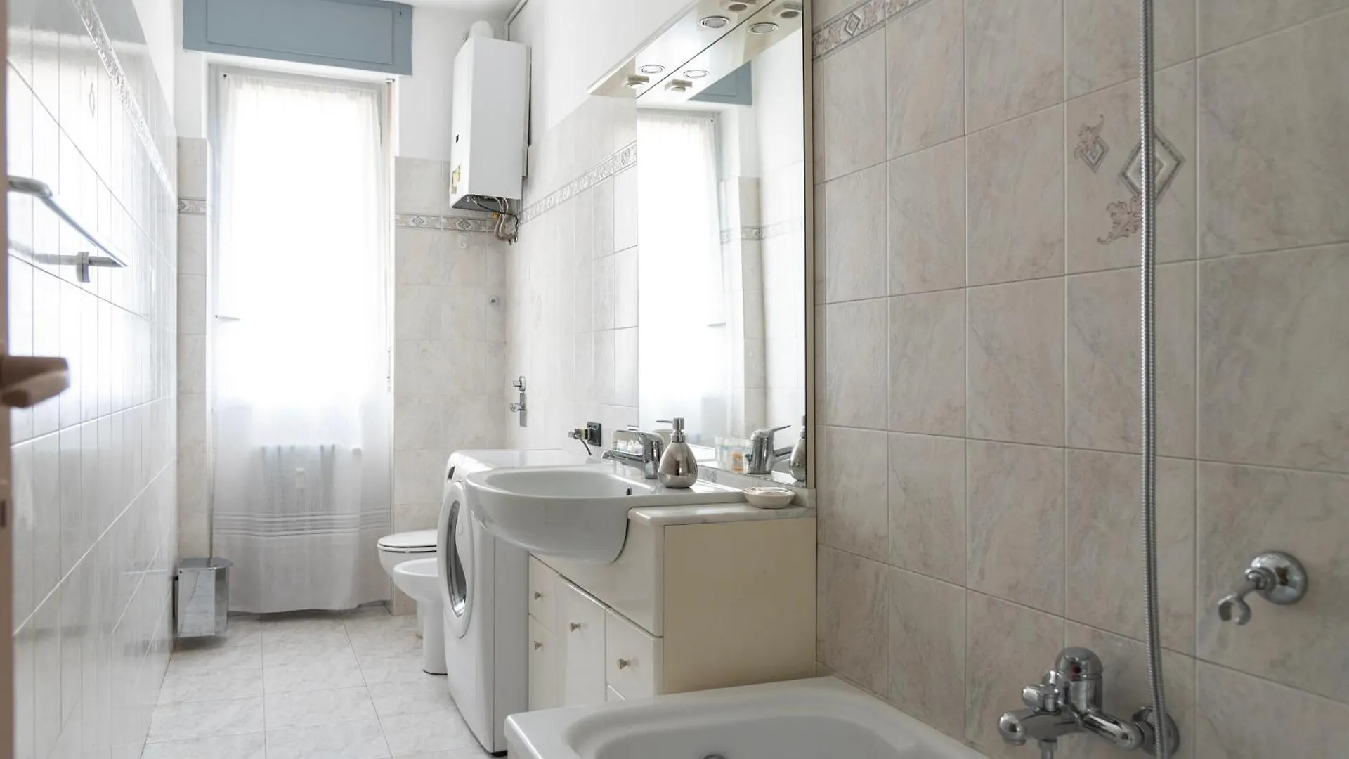 Appartamento Casa Dali Via Venezian 14 Milano
